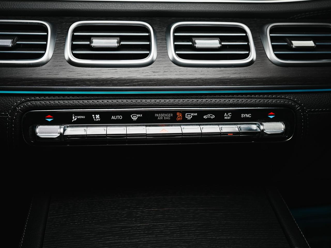 2024 Mercedes-Benz GLE 450 | AMG PKG | COUPE | PREMIUM PKG | 20 IN Photo