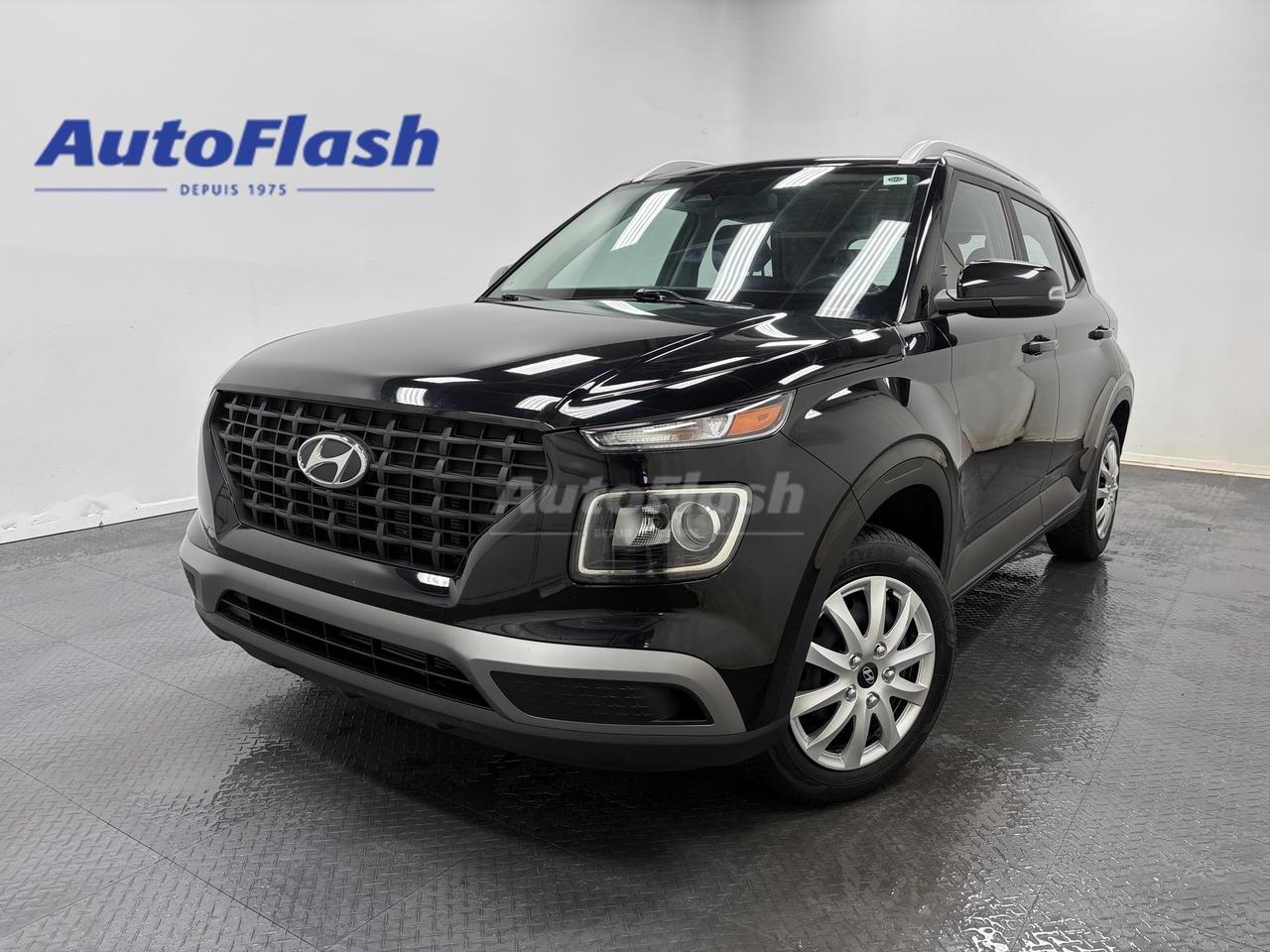 Used 2023 Hyundai Venue PREFERRED, CAMERA, SIEGES / VOLANT CHAUFFANTS for sale in Saint-Hubert, QC