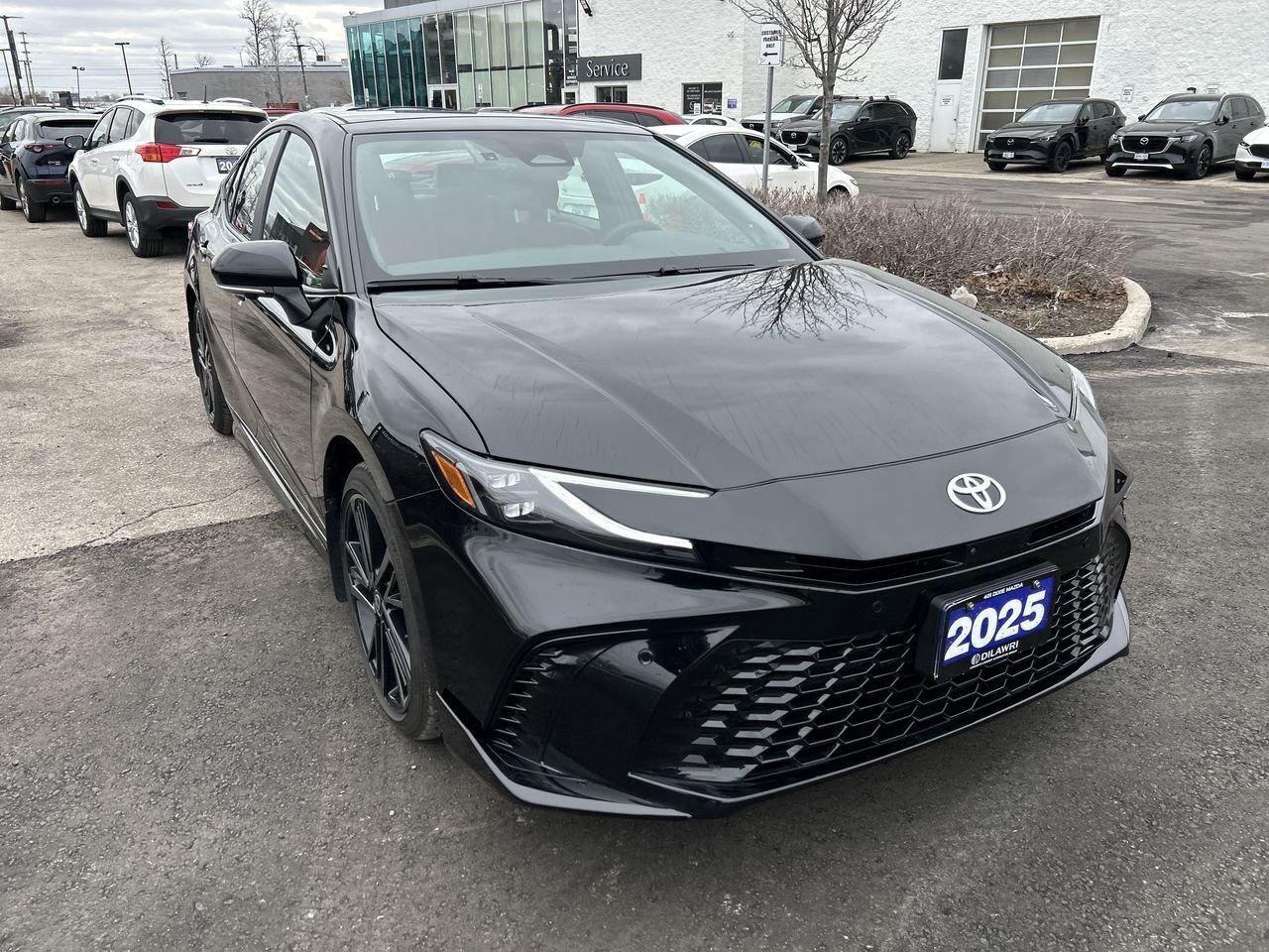 2025 Toyota Camry HYBRID XSE AWD Sharp Style, AWD Confidence Photo