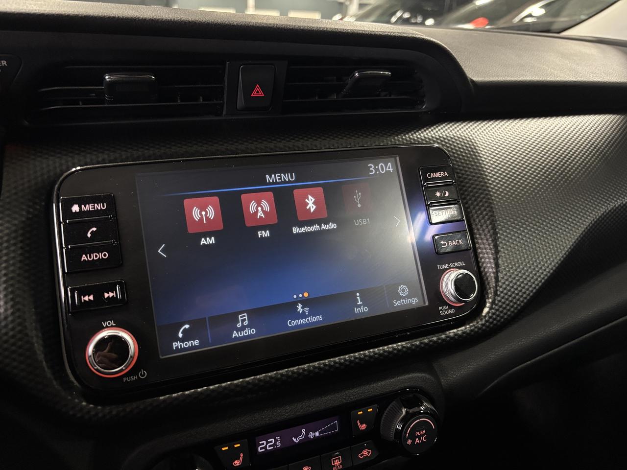 2025 Nissan Kicks Play SV|HEATEDSEATS|HEATEDSTEERING|BACKUPCAM|ALLOYS|+++ Photo