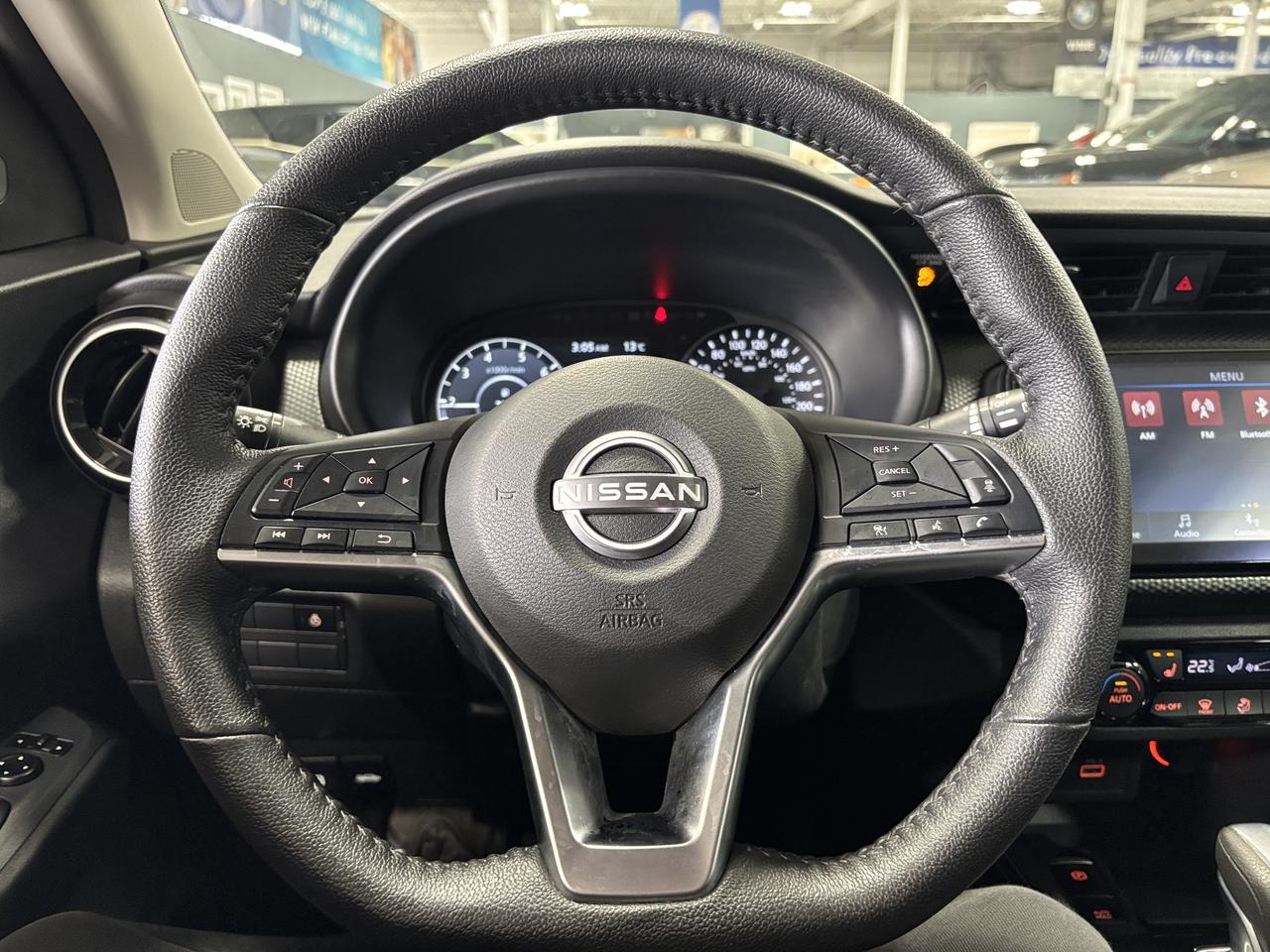 2025 Nissan Kicks Play SV|HEATEDSEATS|HEATEDSTEERING|BACKUPCAM|ALLOYS|+++ Photo