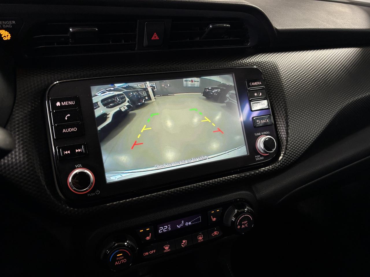2025 Nissan Kicks Play SV|HEATEDSEATS|HEATEDSTEERING|BACKUPCAM|ALLOYS|+++ Photo