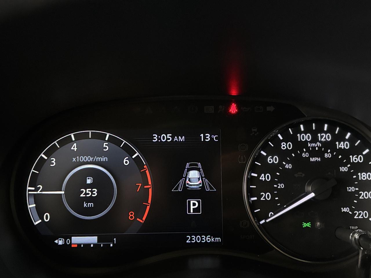 2025 Nissan Kicks Play SV|HEATEDSEATS|HEATEDSTEERING|BACKUPCAM|ALLOYS|+++ Photo