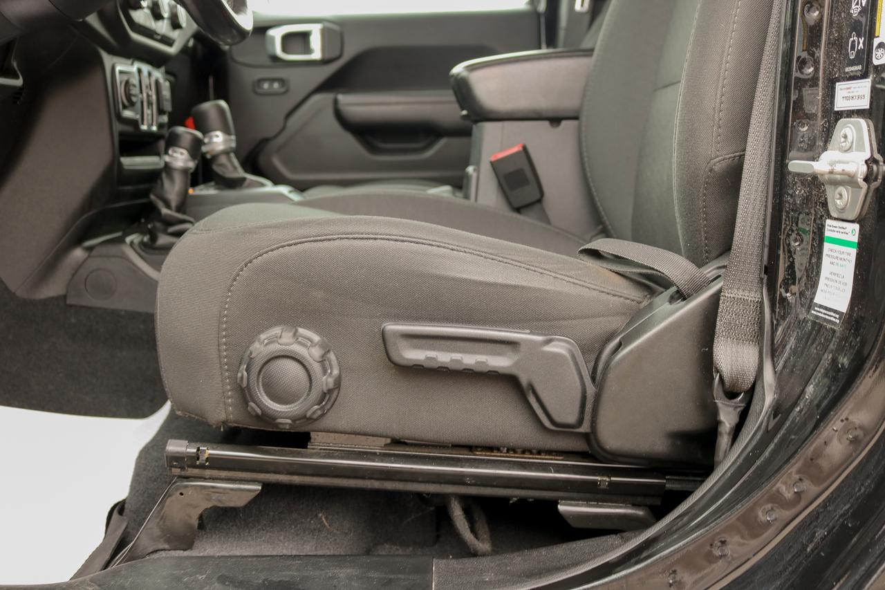 2020 Jeep Gladiator Sport S 4x4 | BLUETOOTH | REMOTE START | Photo