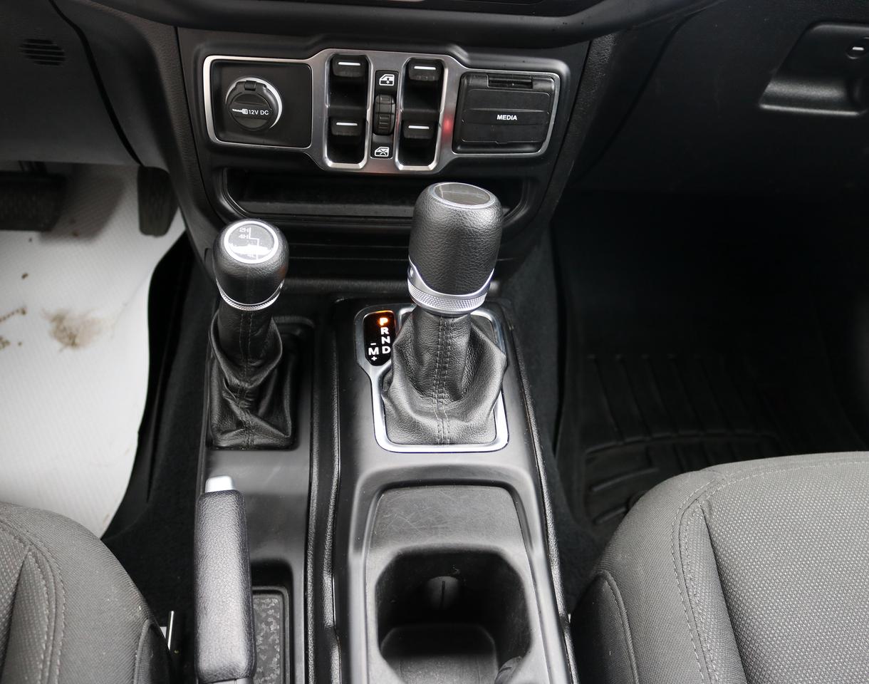 2020 Jeep Gladiator Sport S 4x4 | BLUETOOTH | REMOTE START | Photo