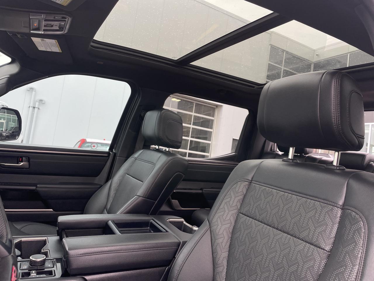 2025 Toyota Tundra LIMITED HYBRID Photo