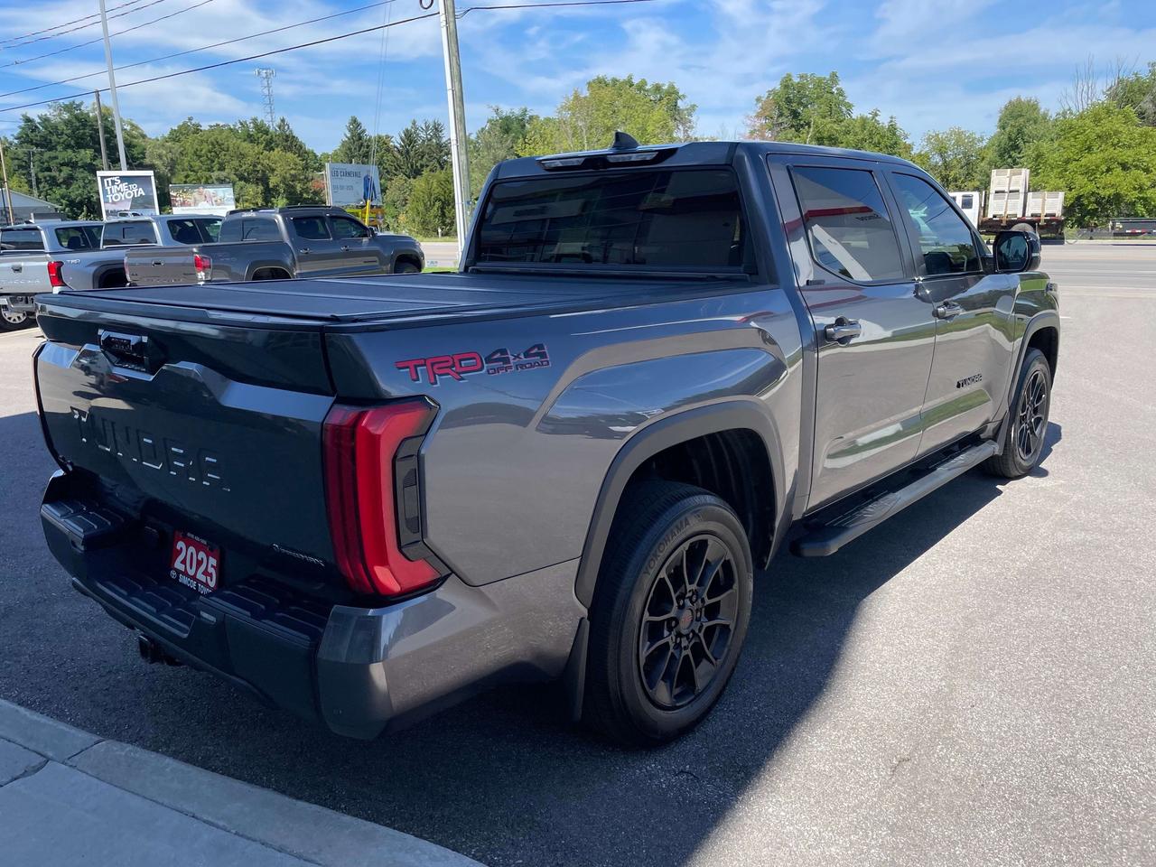 2025 Toyota Tundra LIMITED HYBRID Photo