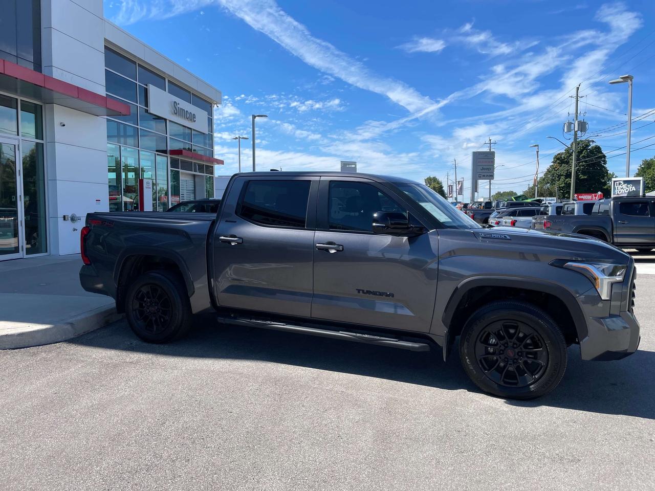 2025 Toyota Tundra LIMITED HYBRID Photo