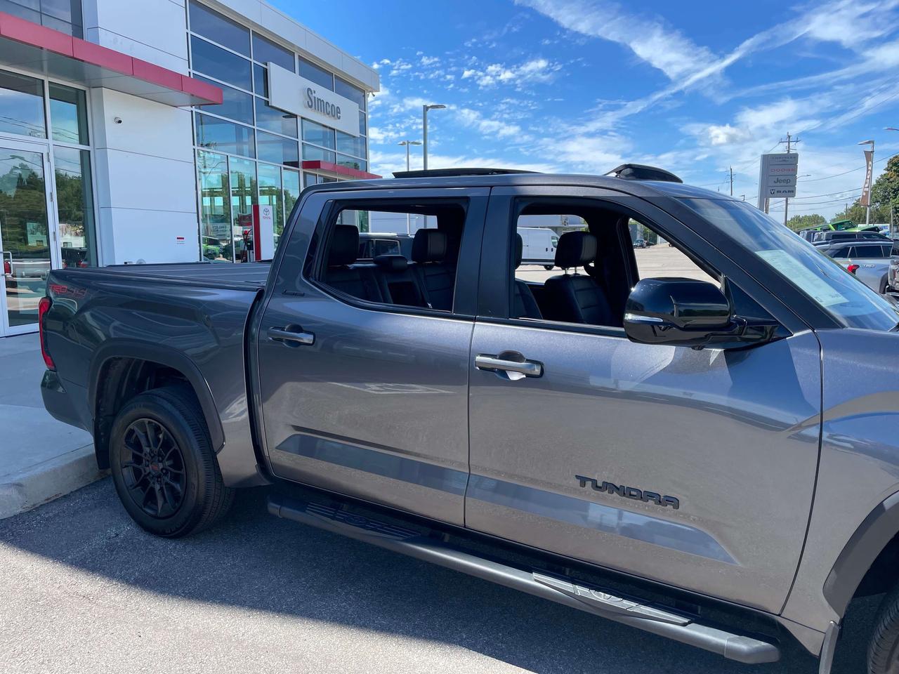 2025 Toyota Tundra LIMITED HYBRID Photo