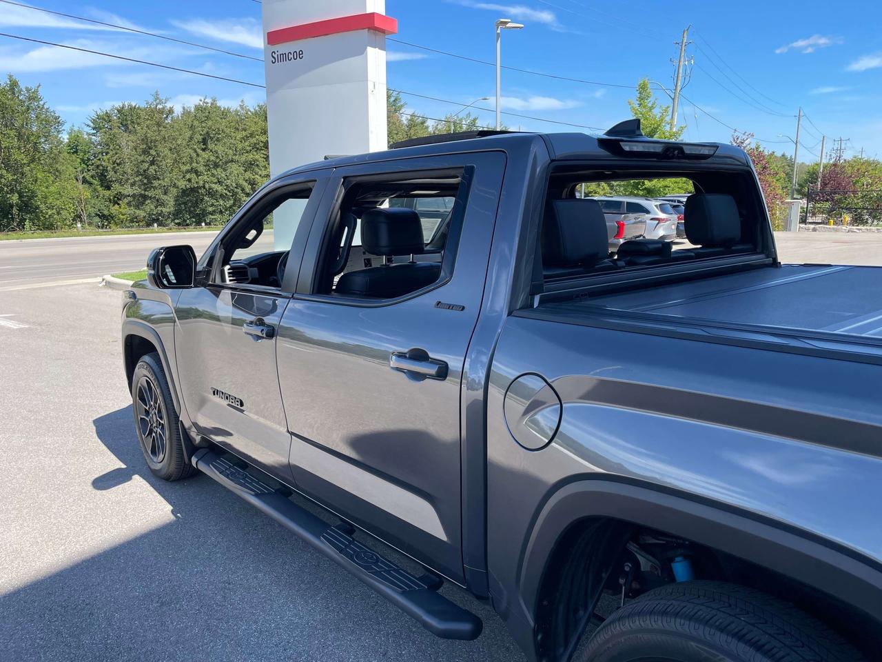 2025 Toyota Tundra LIMITED HYBRID Photo