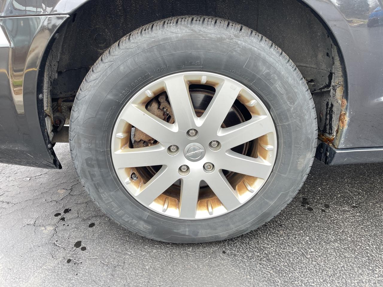 2015 Chrysler Town & Country AS is Photo