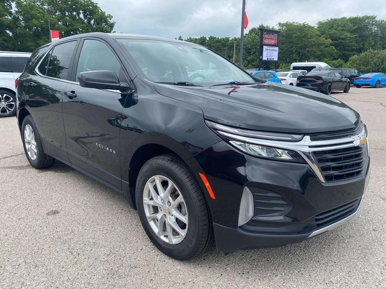 2022 Chevrolet Equinox LT, CLEAN CARFAX, AUTO HIGHBEAMS, REMOTE START! Photo