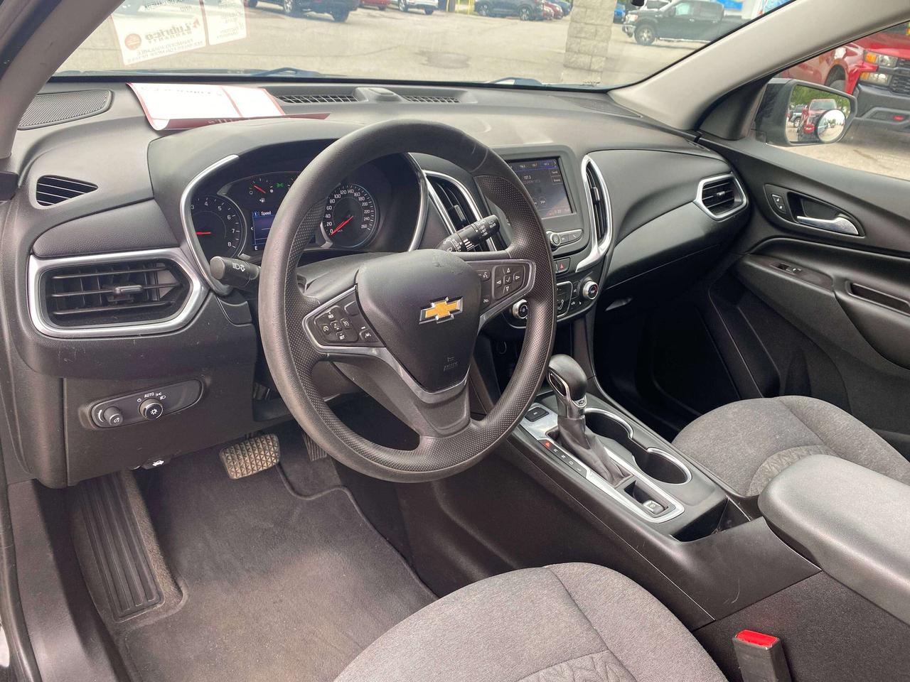 2022 Chevrolet Equinox LT, CLEAN CARFAX, AUTO HIGHBEAMS, REMOTE START! Photo