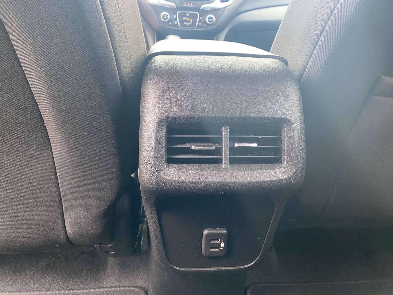 2022 Chevrolet Equinox LT, CLEAN CARFAX, AUTO HIGHBEAMS, REMOTE START! Photo
