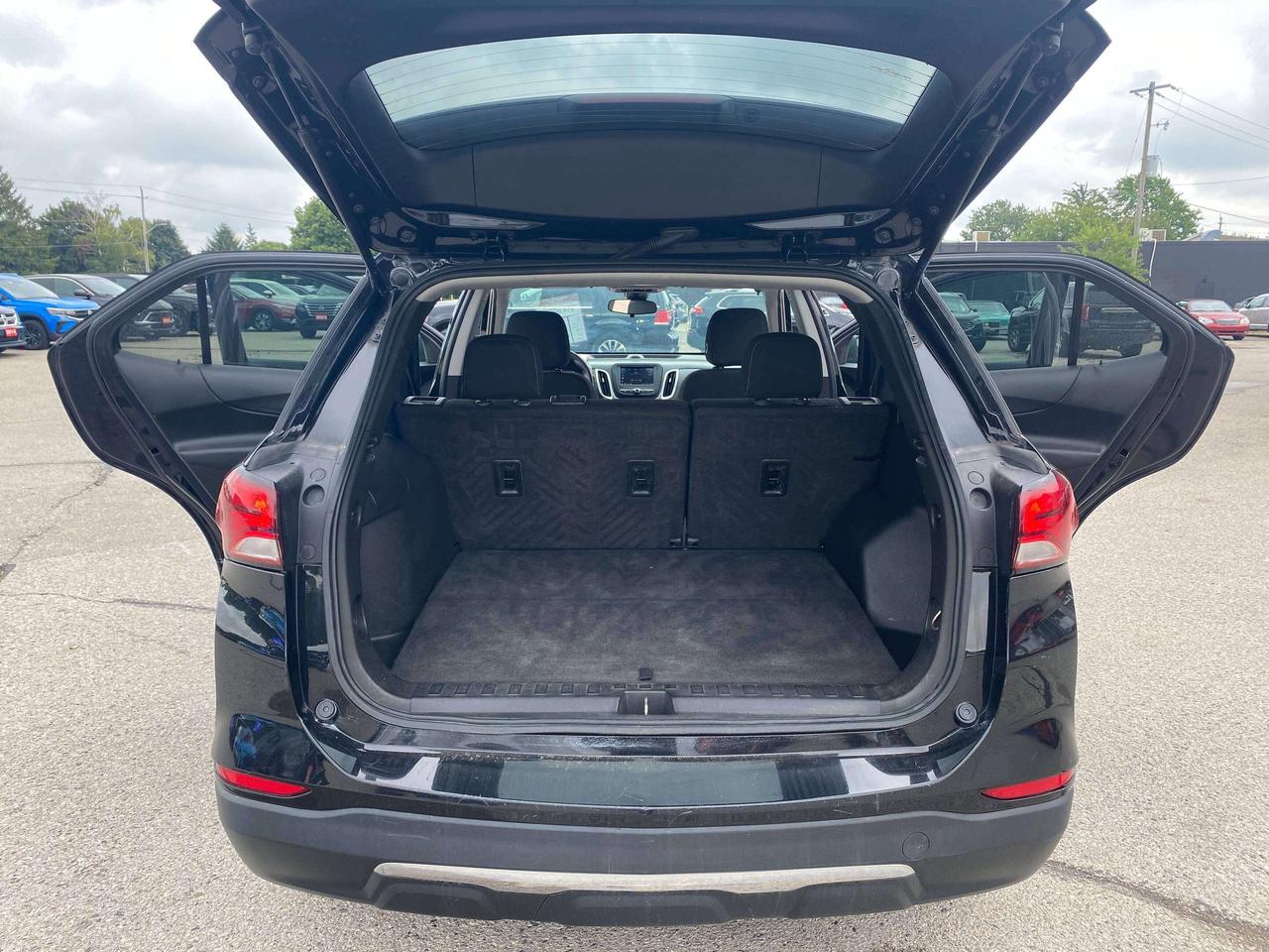 2022 Chevrolet Equinox LT, CLEAN CARFAX, AUTO HIGHBEAMS, REMOTE START! Photo