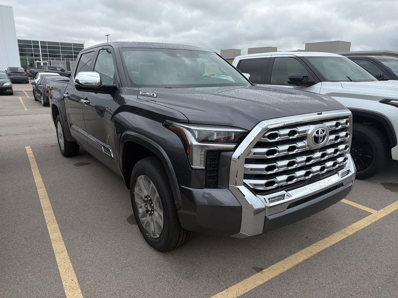 2026 Toyota Tundra Platinum Hybrid Photo2