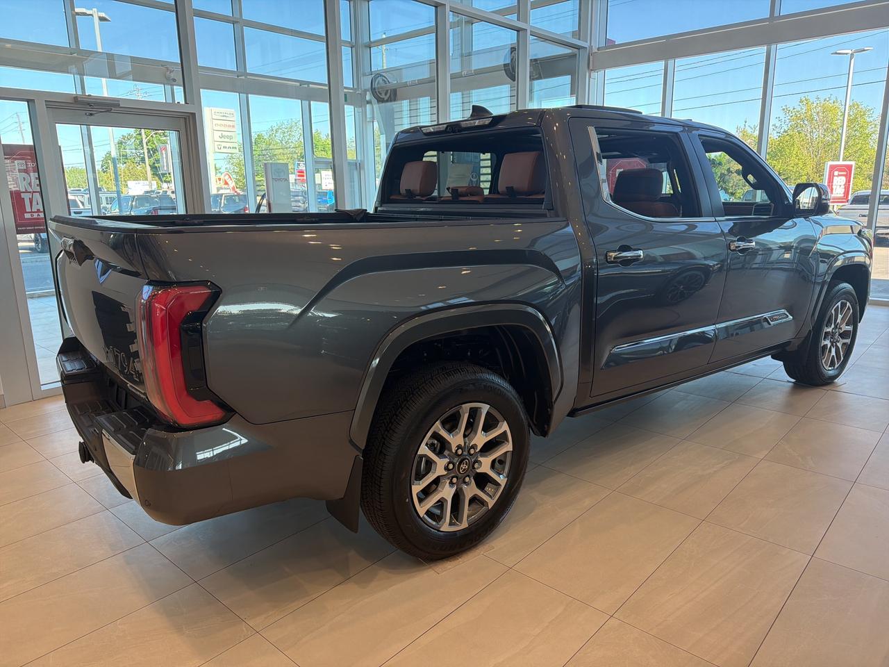 2026 Toyota Tundra Platinum Hybrid Photo3