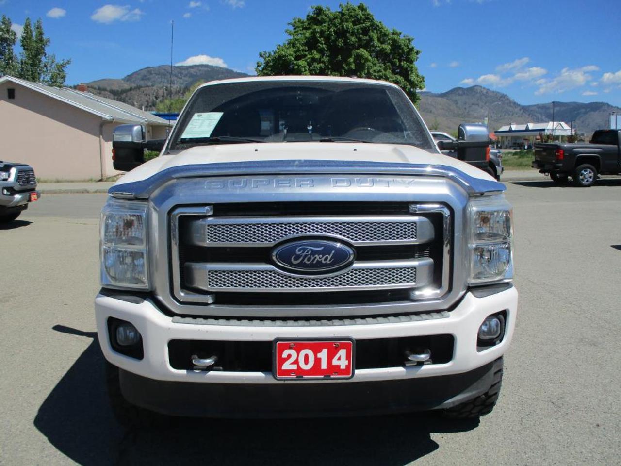 2014 Ford F-350 SD PLATINUM CREW 4X4 - Photo #2