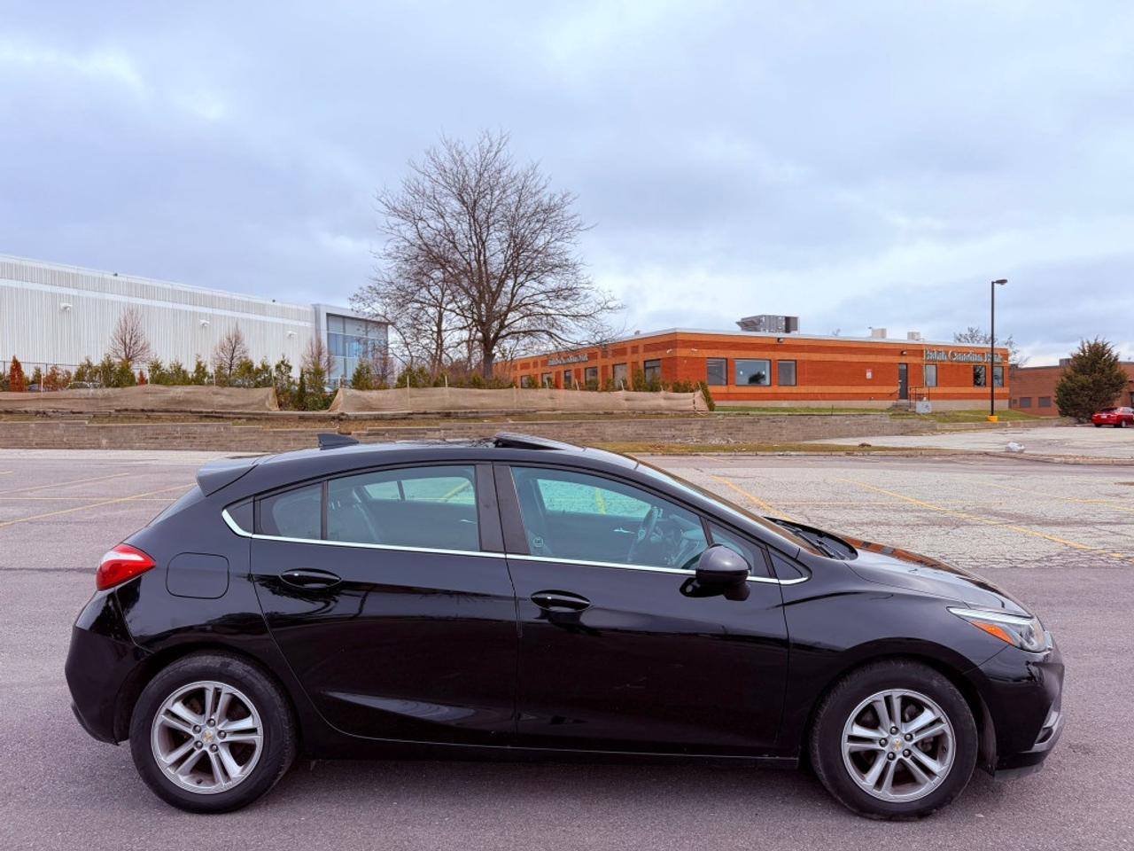 2017 Chevrolet Cruze LT Auto 4dr Sedan Automatic Photo