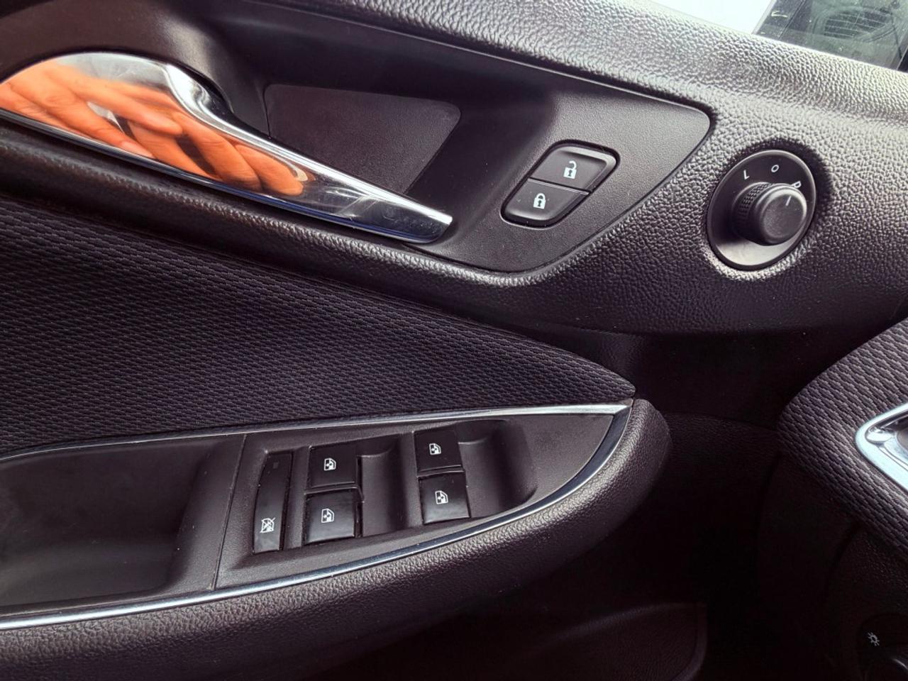 2017 Chevrolet Cruze LT Auto 4dr Sedan Automatic Photo