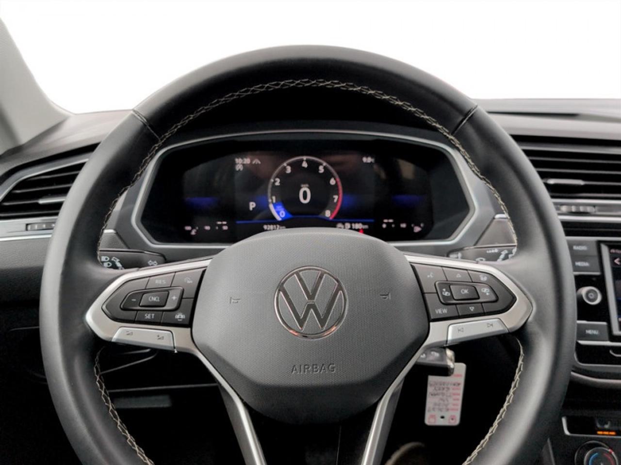 2024 Volkswagen Tiguan Trendline w/Third Row Pkg  *CLEAN CF* Photo