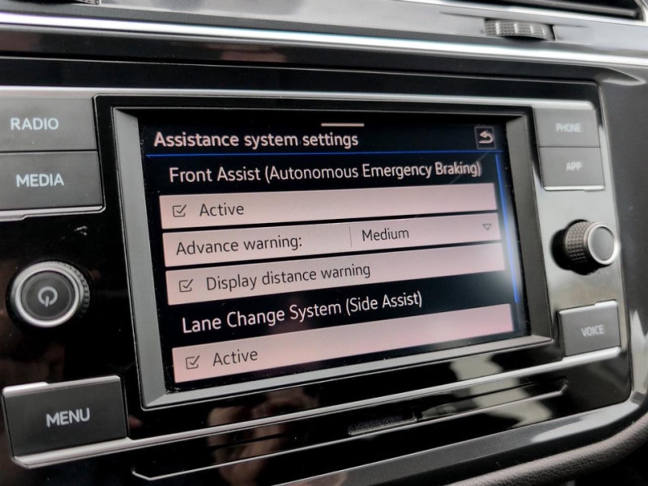 2024 Volkswagen Tiguan Trendline w/Third Row Pkg  *CLEAN CF* Photo