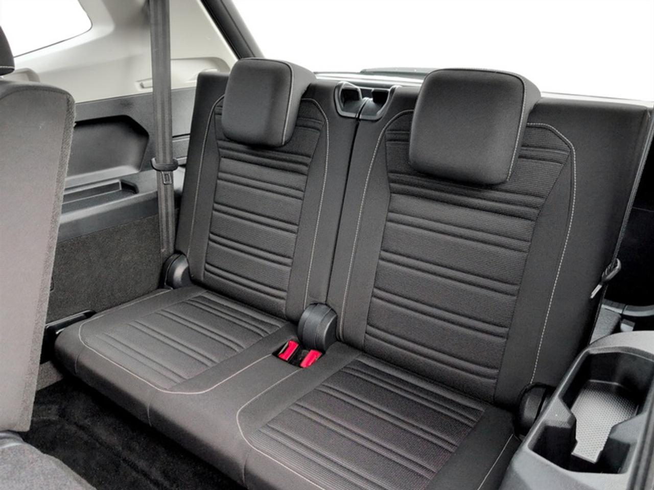 2024 Volkswagen Tiguan Trendline w/Third Row Pkg  *CLEAN CF* Photo