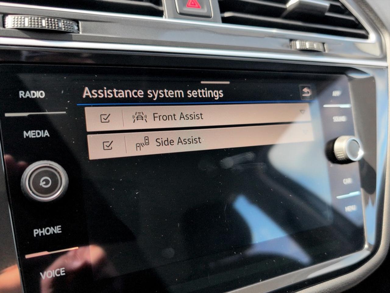 2024 Volkswagen Tiguan Trendline  **APPLE CP - HTD SW** Photo