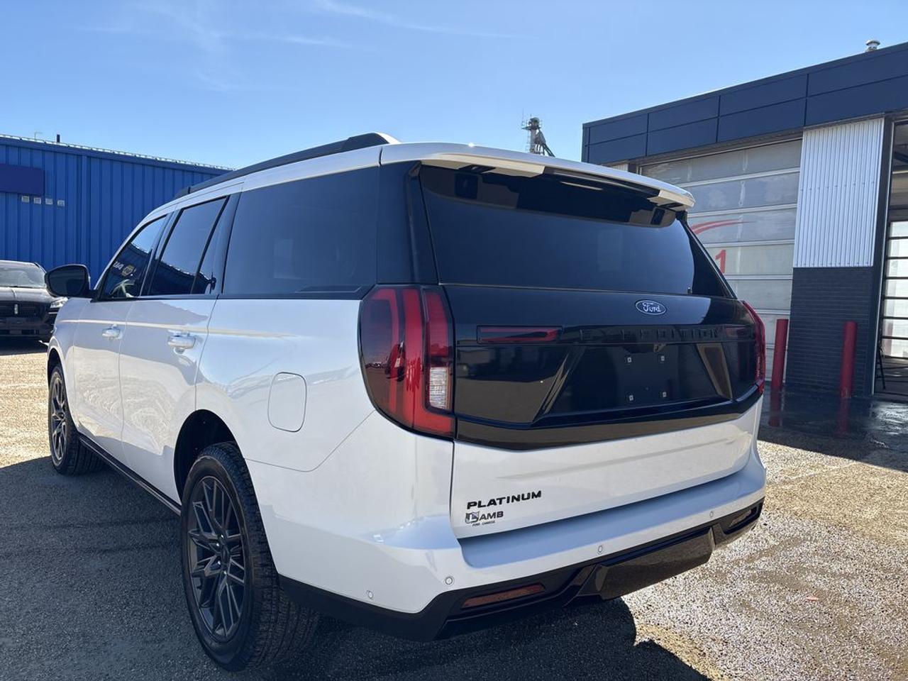2025 Ford Expedition Platinum Photo4