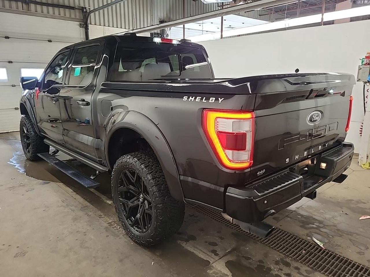 2023 Ford F-150 Lariat Photo3