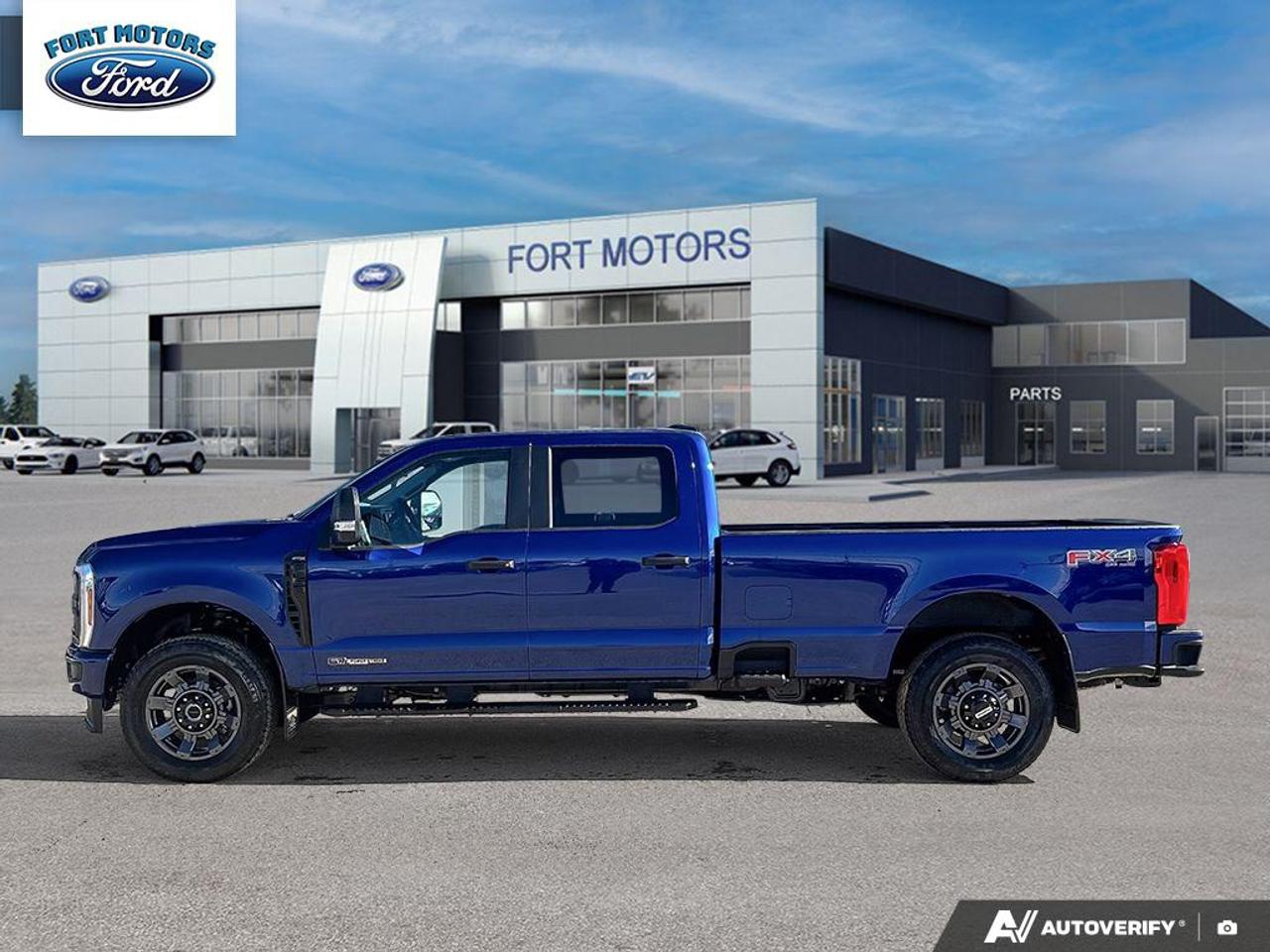 2026 Ford SuperDuty F-350® XL Photo2