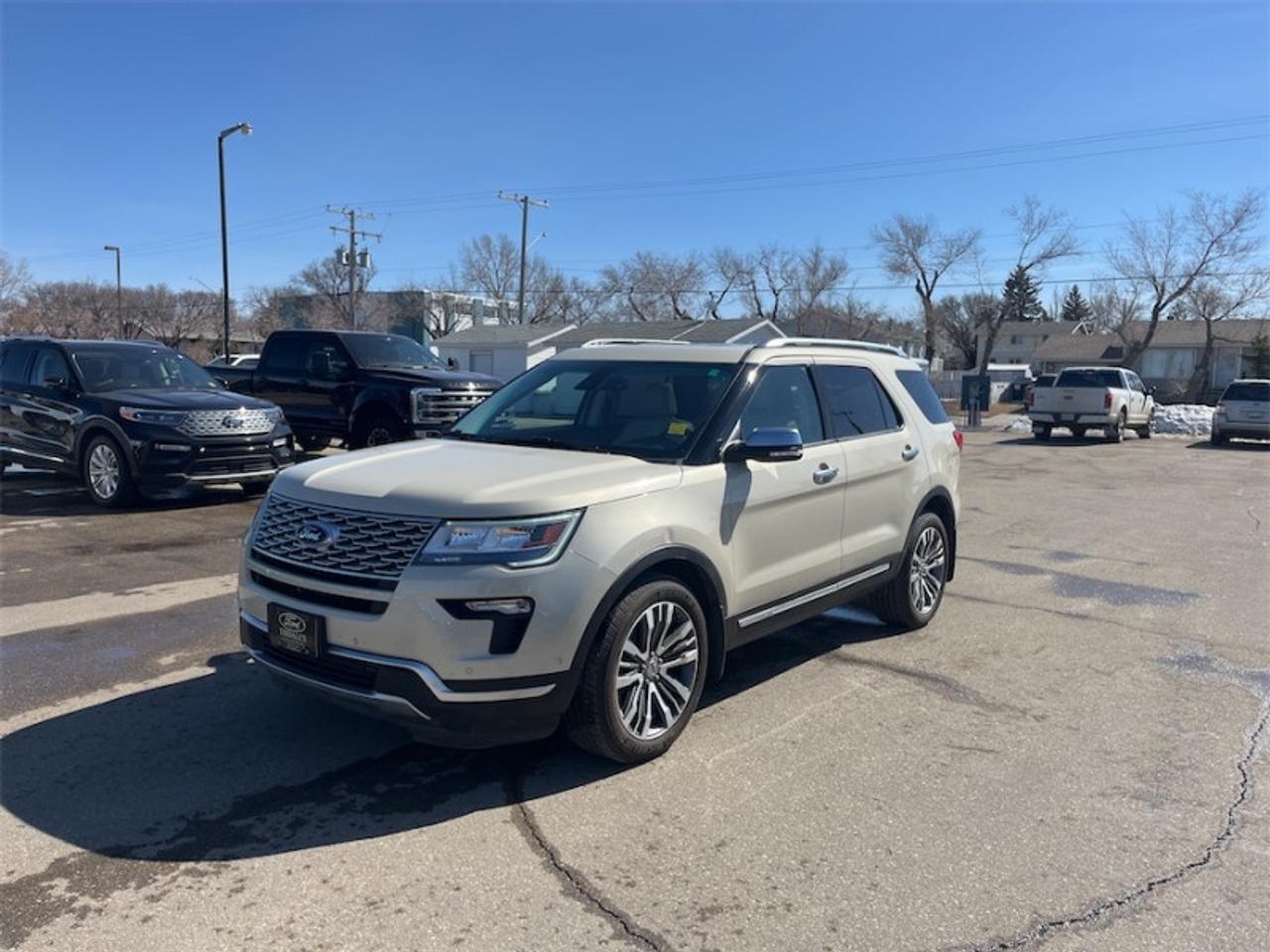 2018 Ford Explorer Platinum  - Sunroof -  Navigation Photo4
