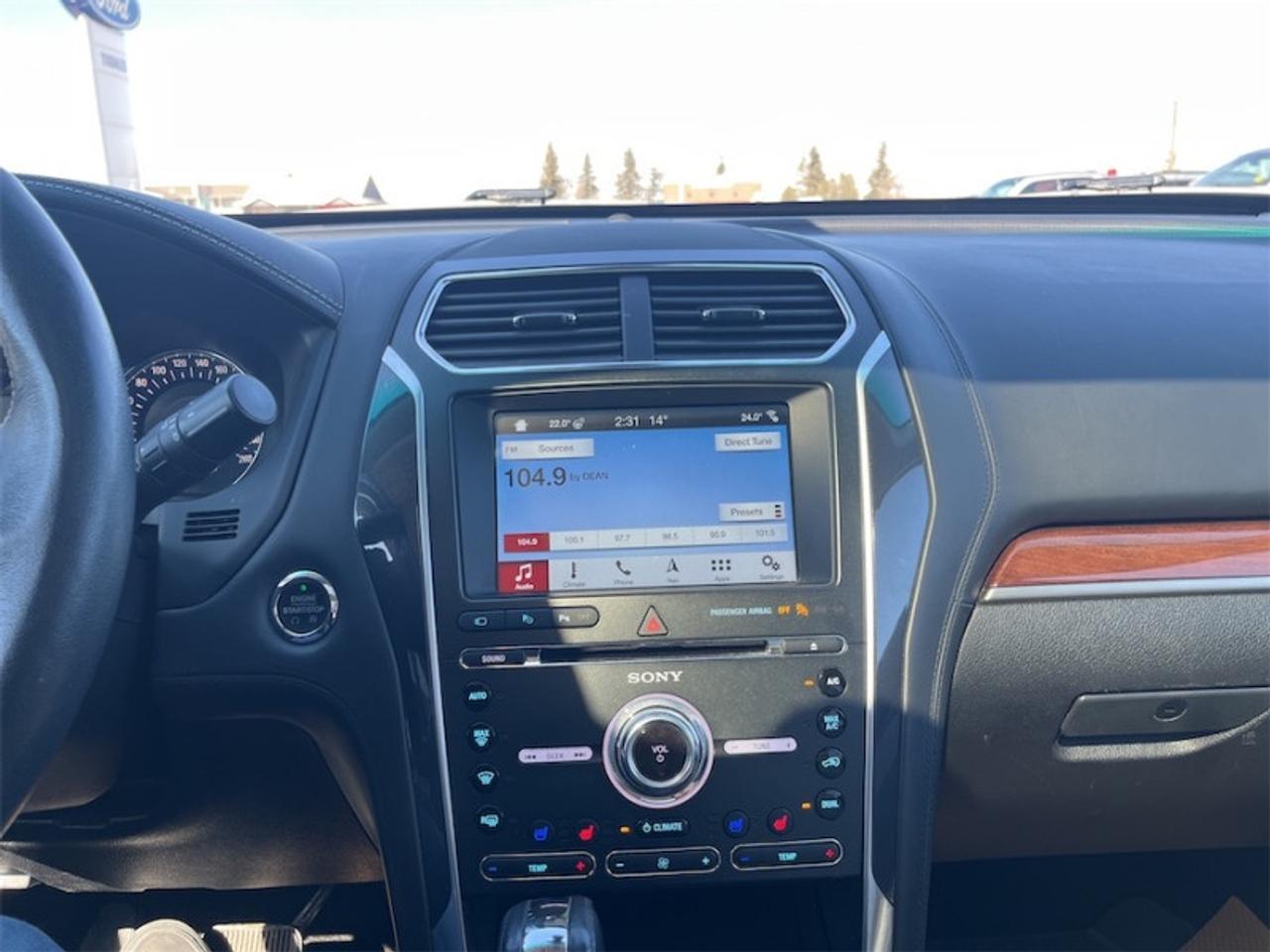 2018 Ford Explorer Platinum  - Sunroof -  Navigation Photo5