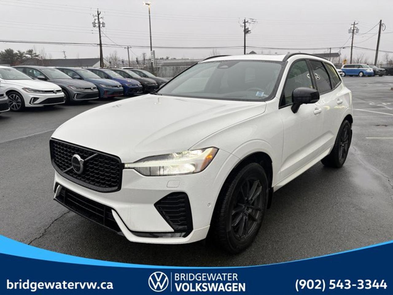 Small SUV 4WD, B6 AWD R-Design, 8-Speed Automatic w/OD, Intercooled Turbo Gas/Electric I-4 2.0 L/120