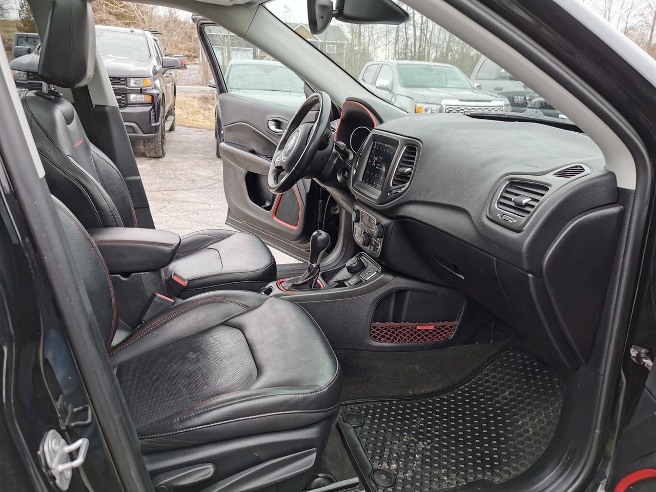 2018 Jeep Compass Trailhawk Photo