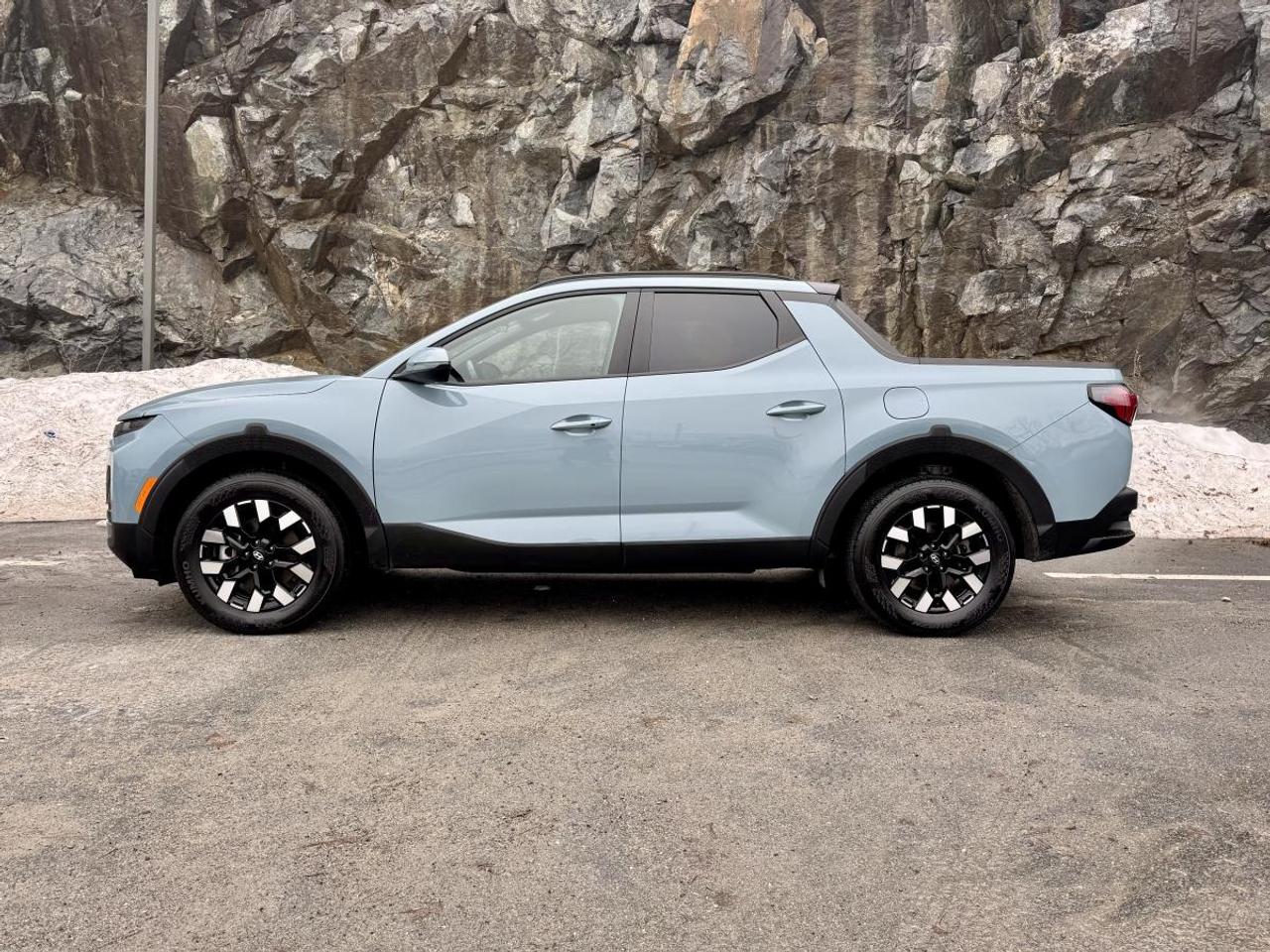 2025 Hyundai Santa Cruz Preferred Photo3