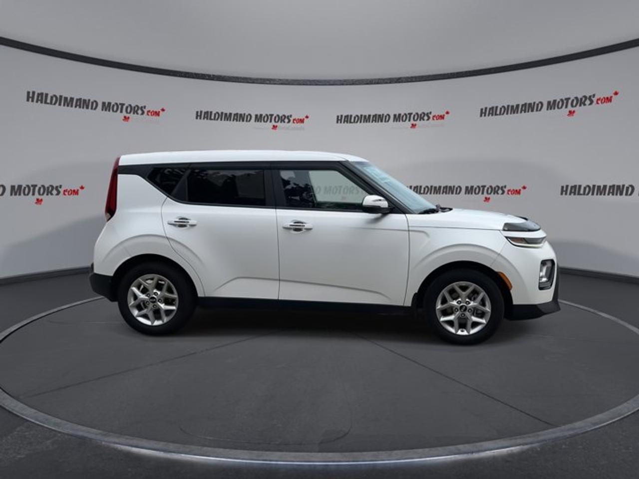 2020 Kia Soul EX | No accidents | Heated Steering Wheel Photo