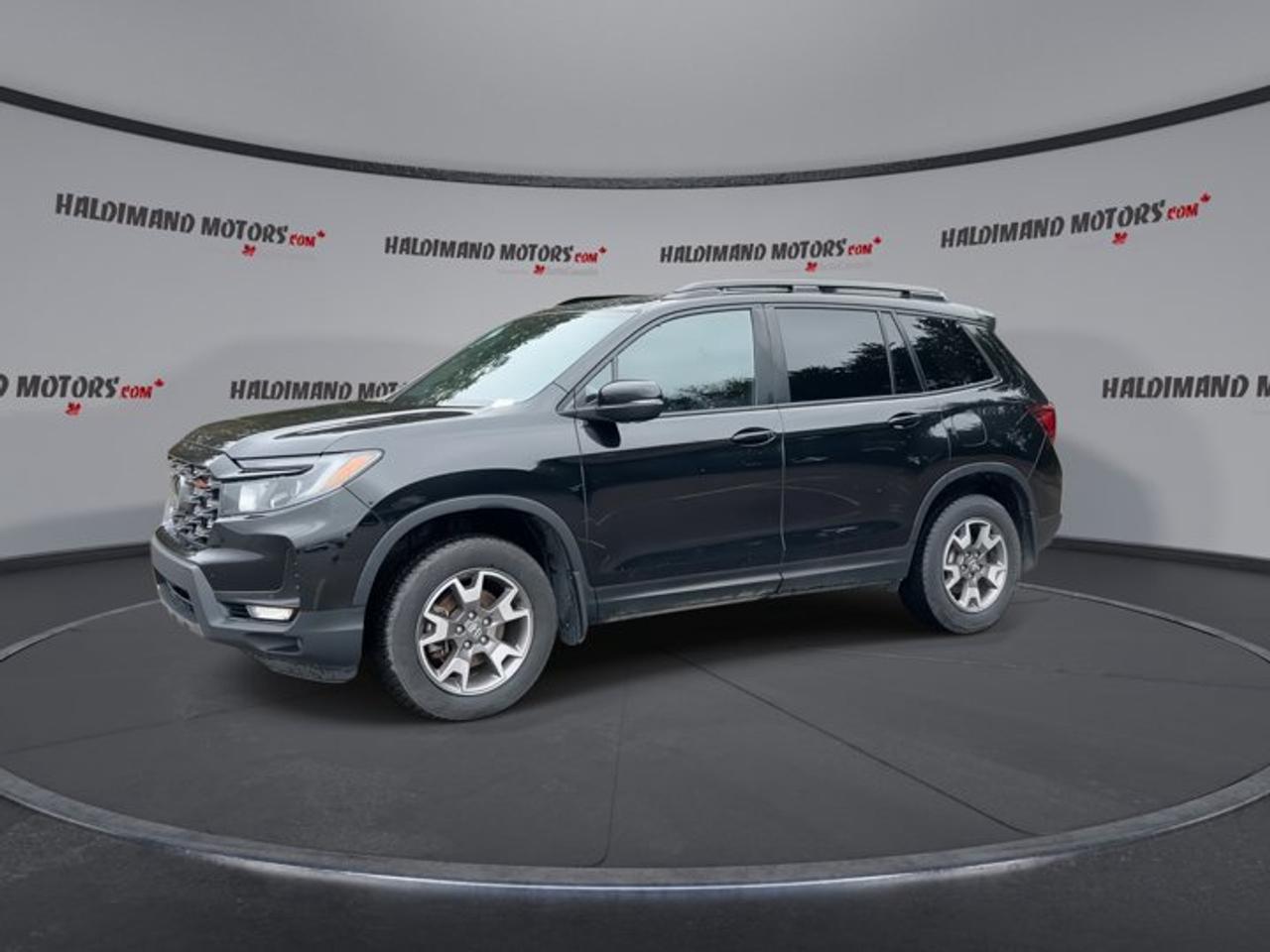 2023 Honda Passport TrailSport AWD | No accidents | Leather Seats Photo3