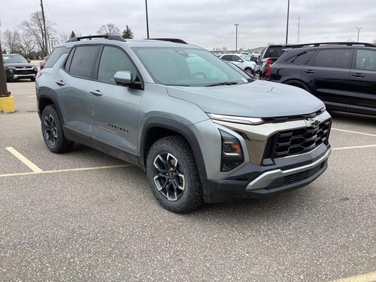 2026 Chevrolet Equinox ACTIV AWD | Panoramic Sunroof Photo3