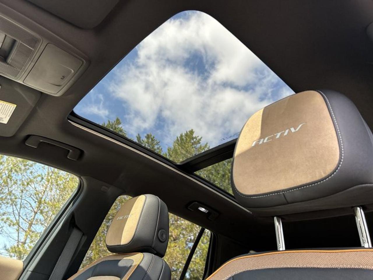 2026 Chevrolet Equinox ACTIV AWD | No accidents | Panoramic Sunroof Photo