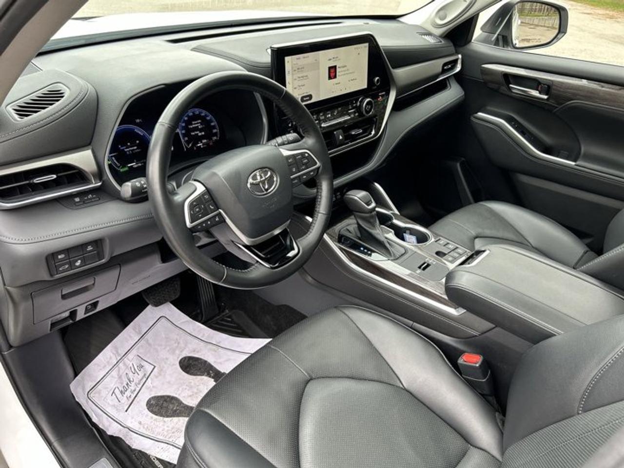 2023 Toyota Highlander Hybrid Limited AWD | No accidents | Panoramic Sunroof Photo