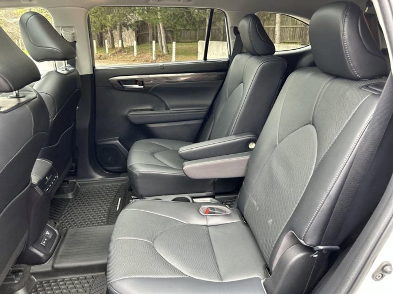 2023 Toyota Highlander Hybrid Limited AWD | No accidents | Panoramic Sunroof Photo