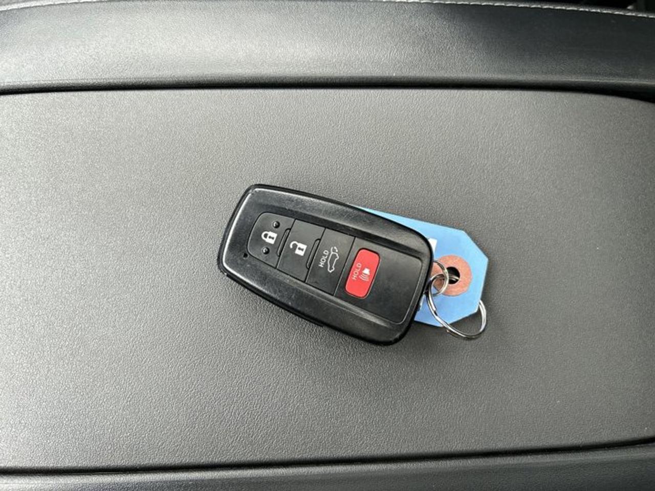 2023 Toyota Highlander Hybrid Limited AWD | No accidents | Panoramic Sunroof Photo