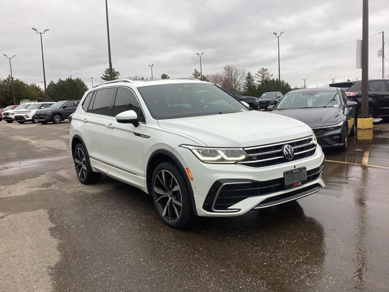 2022 Volkswagen Tiguan Highline R-Line 4MOTION | Ventilated Front Seats Photo