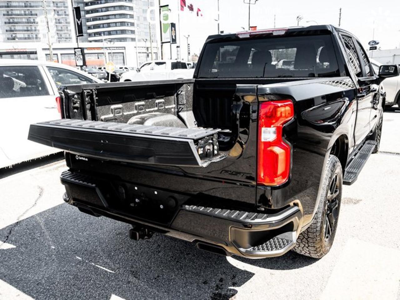 2024 Chevrolet Silverado 1500 RST Photo
