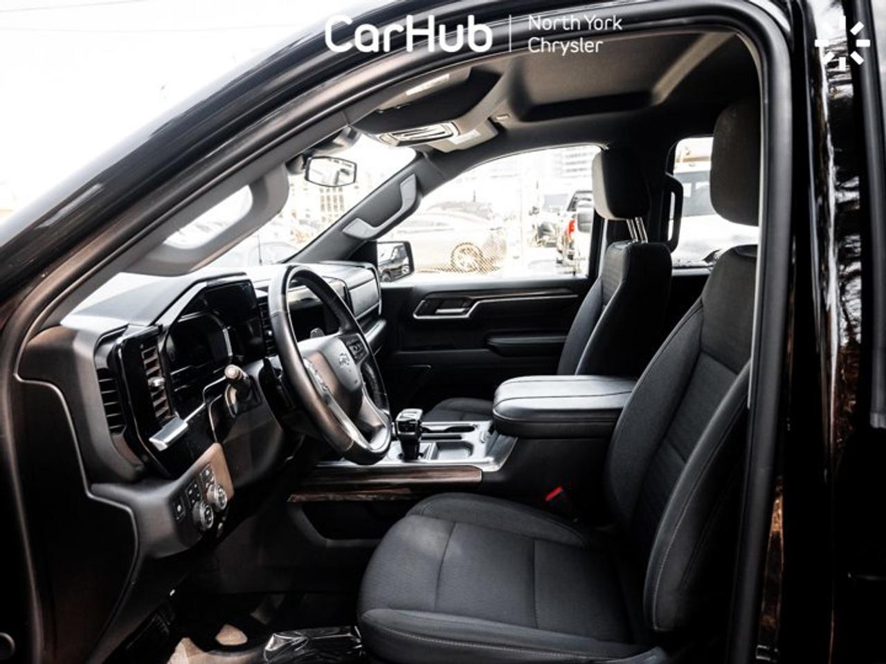 2024 Chevrolet Silverado 1500 RST Photo