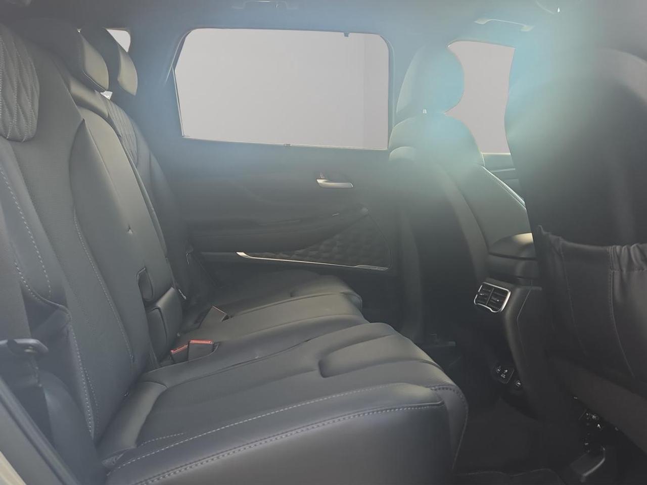2023 Hyundai Santa Fe Ultimate Calligraphy Photo