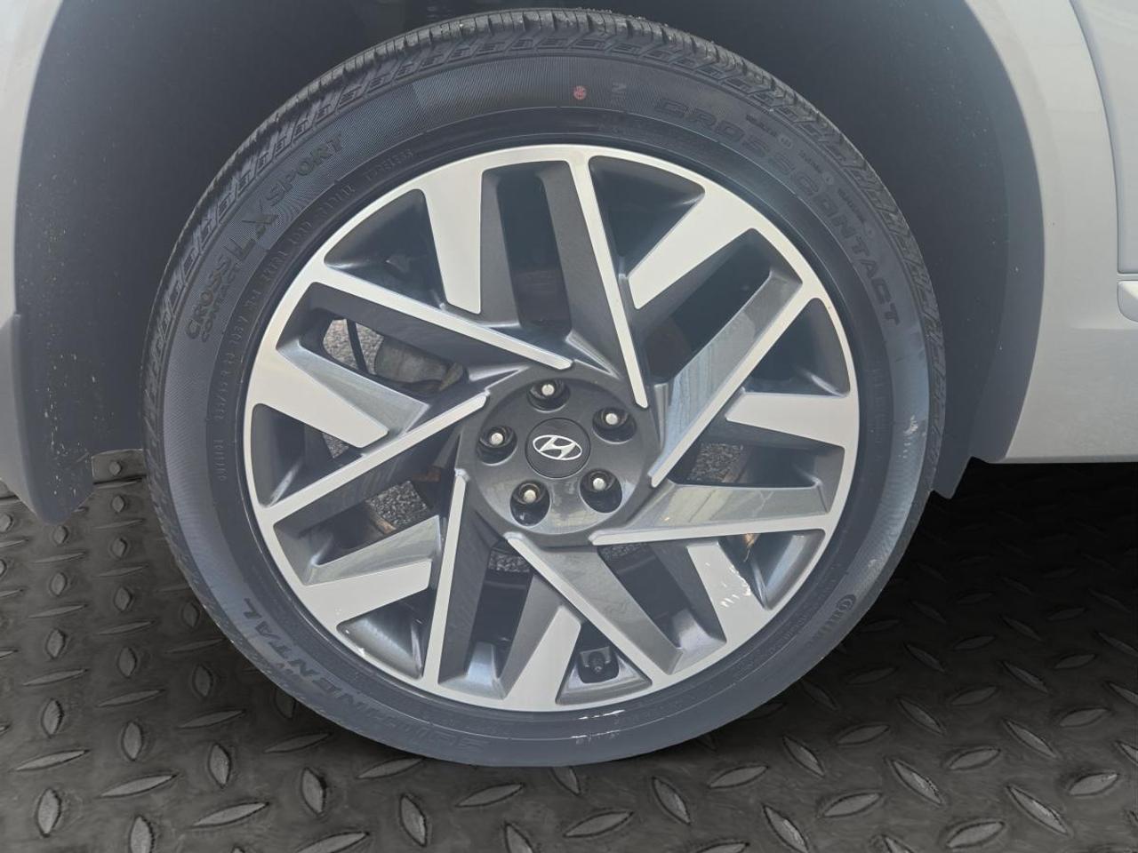 2023 Hyundai Santa Fe Ultimate Calligraphy Photo