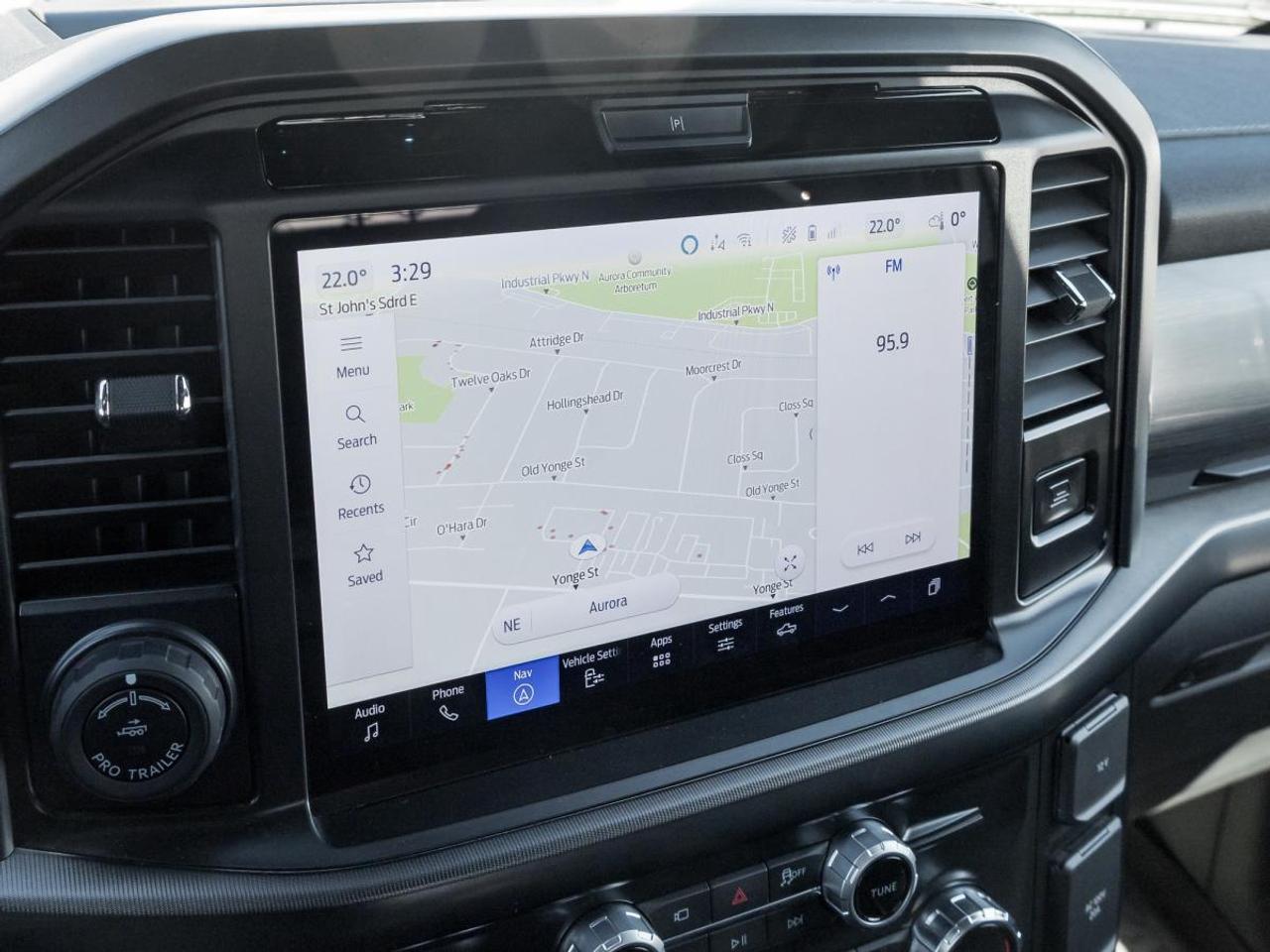 2025 Ford F-150 HYBRID LARIAT Photo