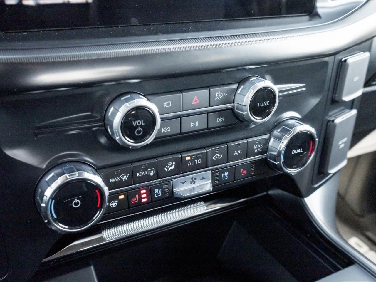 2025 Ford F-150 HYBRID LARIAT Photo